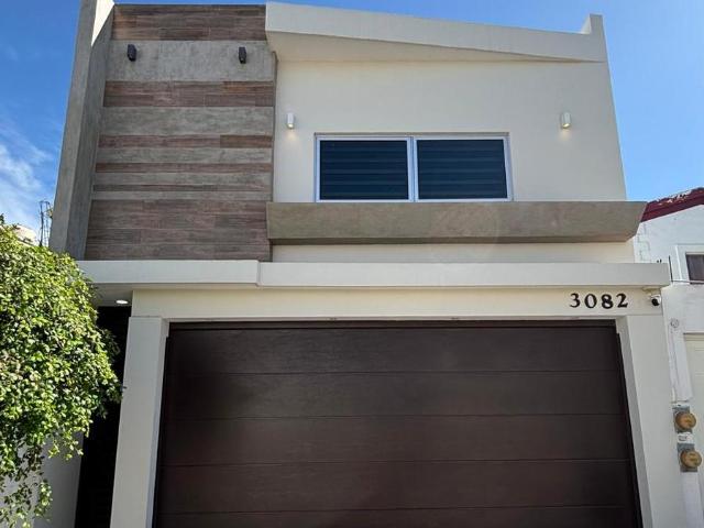 CASA EN VENTA EN COUNTRY DEL RIO
