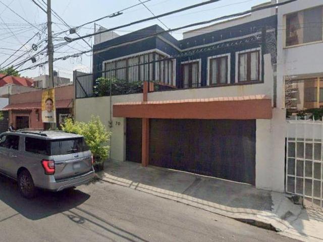 CASA EN VENTA EN COYOACAN CDMX ESPARTACO CALLE 5