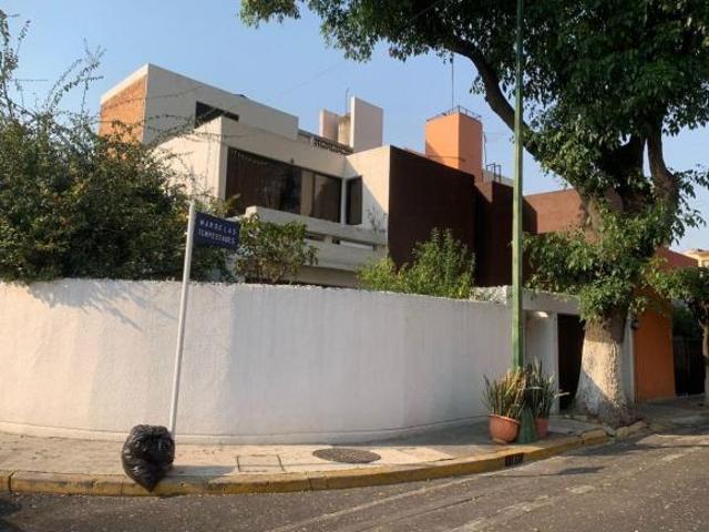 CASA EN VENTA EN COYOACÁN, LOS OLIVOS