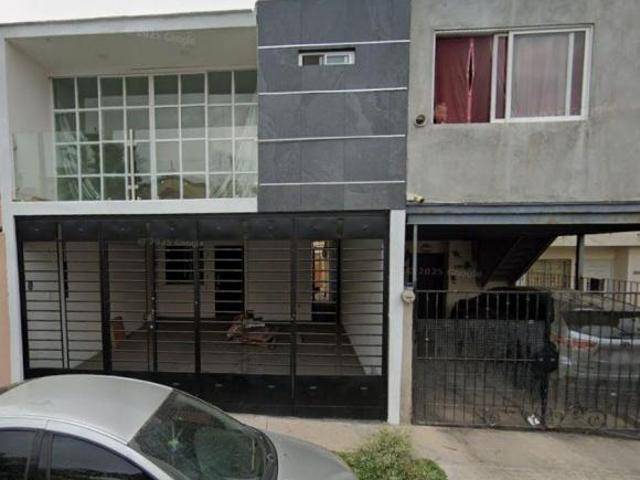Casa en Venta en Coyula, Jalisco. CLL