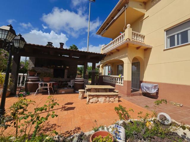 Casa en venta en Creixell Costa Dorada. Casas.