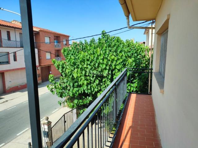 Casa en venta en Cretas. Gran casa con jardín. Casas.