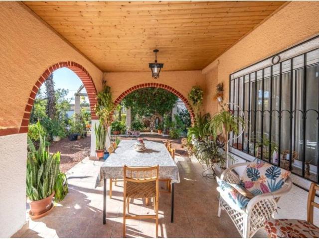 Casa en Venta en Crevillent