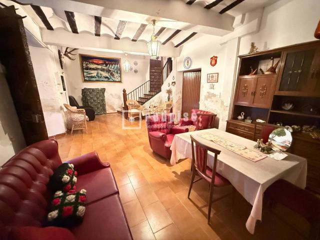 Casa en venta en Durón. CASAPUEBLODURÚNGUADALAJARA. Casas.
