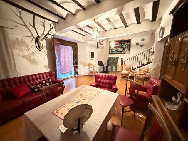 Casa en venta en Durón. CASAPUEBLODURONGUADALAJARA. Casas.