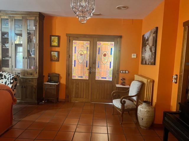 Casa en venta en Daimiel. Inmobiliaria Correal les ofrece una excelente casa en venta en Daimiel. Casas.