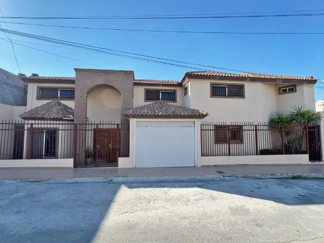 Casa en venta en Del Valle, Ramos Arizpe, Coahuila de Zaragoza