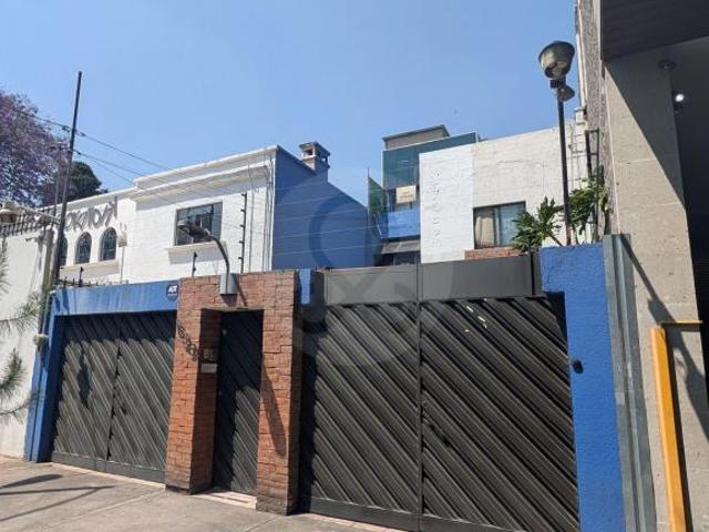 Casa en venta en Del Valle Sur