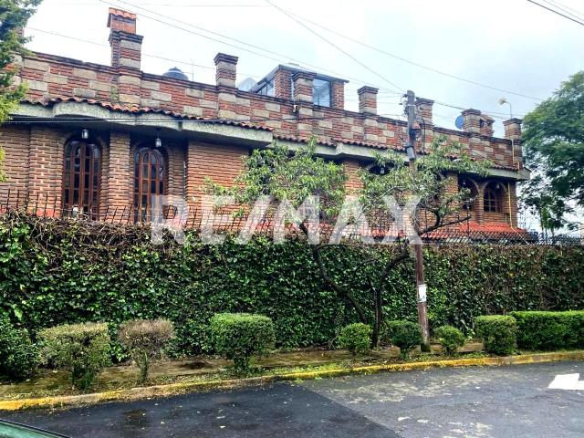 Casa en venta en Delegaci?n Tlalpan a 15 min de Six Flags por debajo de valor del Avaluo