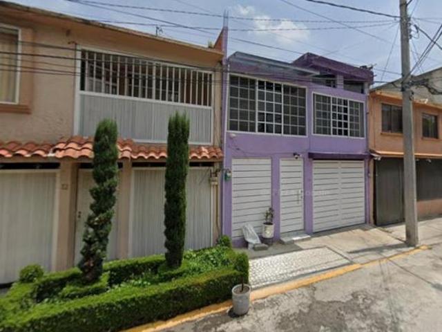 Casa en Venta en Dios Luna #12