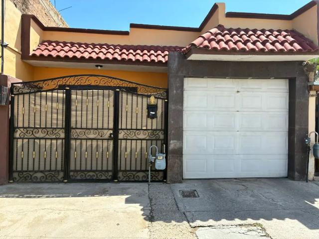 Casa en venta en Division del Norte, Juárez, Chihuahua