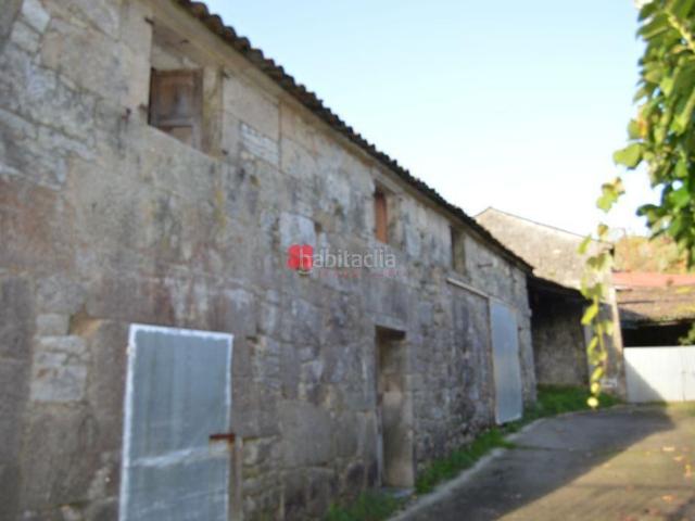 Casa en venta en Dodro. Se venden dos casas para reformar en Manselle, Dodro, A Coruña, Cuentan con alcantarillado y agua municipal. Son dos casas con. Casas.