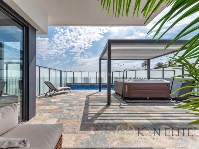 Casa en venta en Dolores. Moderno Pareado de Obra Nueva en Zona Urbana. Casas.