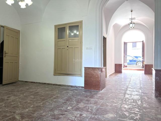 Casa en venta en Don Benito. CASA ENTERA. Casas Don.