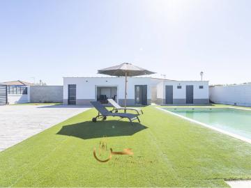 Venta de casa rústica en Dos Hermanas, La Hacienda Nueva Andalucía