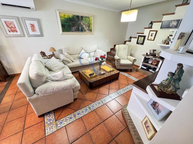 Casa en venta en Dos Hermanas, Arco Norte Avda España. MAGNÍFICA CASA EN LAS INFANTAS. Casas Dos.