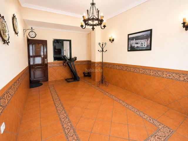 Casa en venta en Dos Hermanas, Centro Doña Mercedes. Casa de 171 m con 4 dormitorios y garaje en Dos Hermanas. Casas Dos.