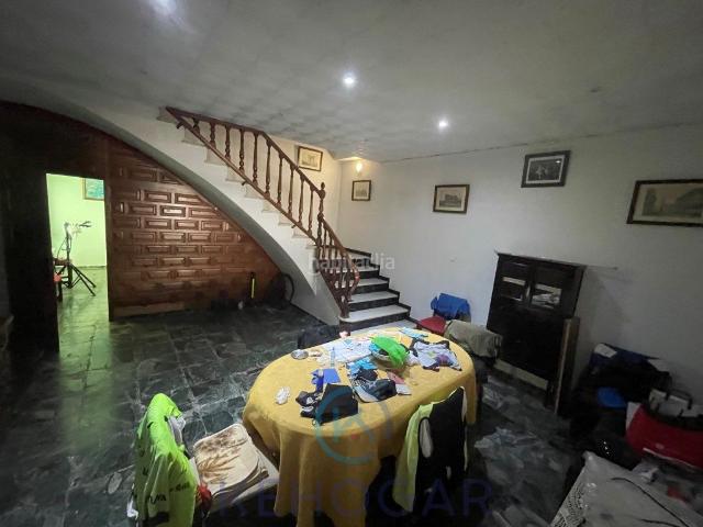 Casa en venta en Dos Hermanas, Centro Doña Mercedes. VIVIENDA DE DOS PLANTAS SITUADA EN PLENO CENTRO DE DOS HERMANAS. Casas Dos.