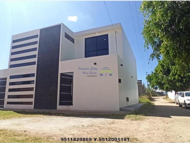 Casa en venta en Ex Hacienda la Soledad, Santa María Atzompa, Oaxaca
