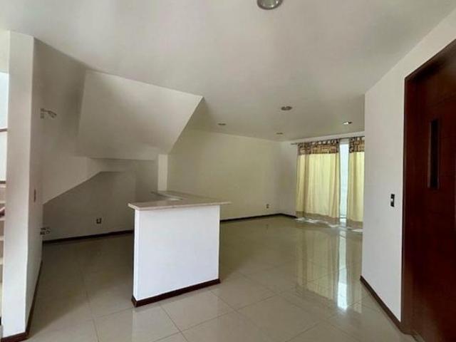 Casa en venta en Ex Hacienda San José, Santa Cruz Otzacatipan, Toluca