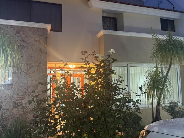 CASA EN VENTA EN EXCELENTES CONDICIONES