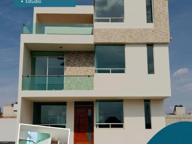 CASA EN VENTA EN EXPLANADA SUR EN ESQUINA 3 RECACAMAS, ESTUDIO Y MULTIFUNCIONAL