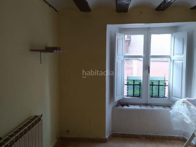 Casa en venta en Ezcaray. PISO PARA REFORMAR. Casas.