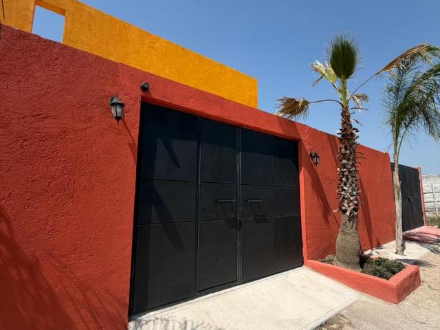 CASA EN VENTA EN EZEQUIEL MONTES COLONIA ALFREDO V. BONFIL. SUP. 400 m2