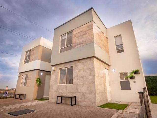 Casa en Venta en El Marqu?s Quer?taro | Pino | Valencia Residencial
