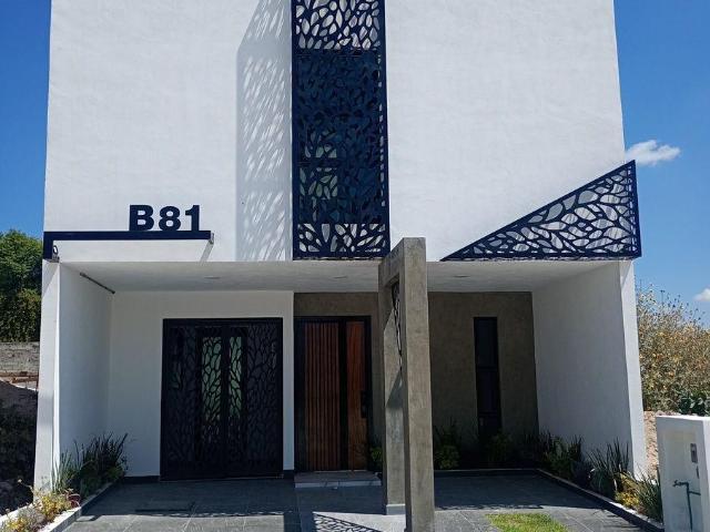 Casa en Venta en El Marqu?s, Quer?taro