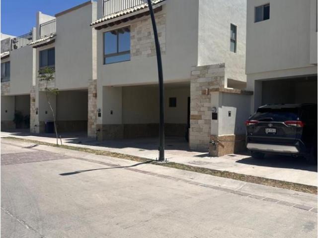 Casa en venta en El Mayorazgo Residencial, León, Guanajuato