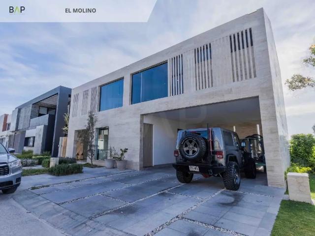 Casa en venta en El Molino Residencial y Golf, León, Guanajuato
