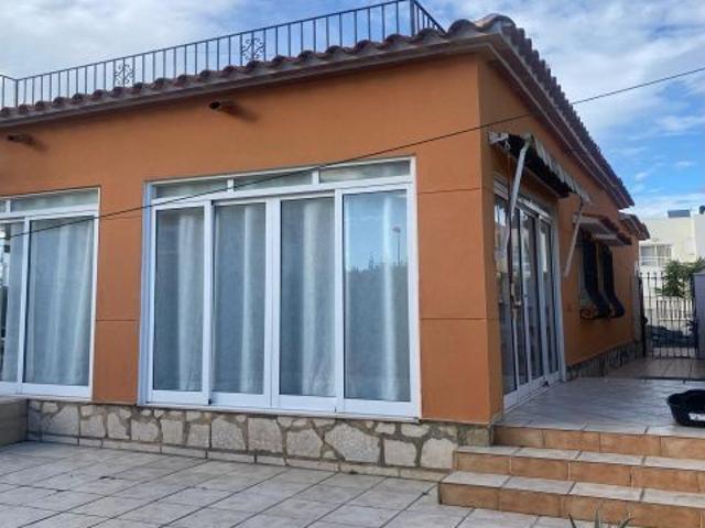 Casa en Venta en El Olivar, Valencia