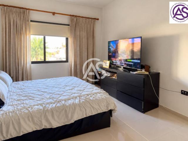 CASA EN VENTA EN EL BARRIO DE LA SALUD