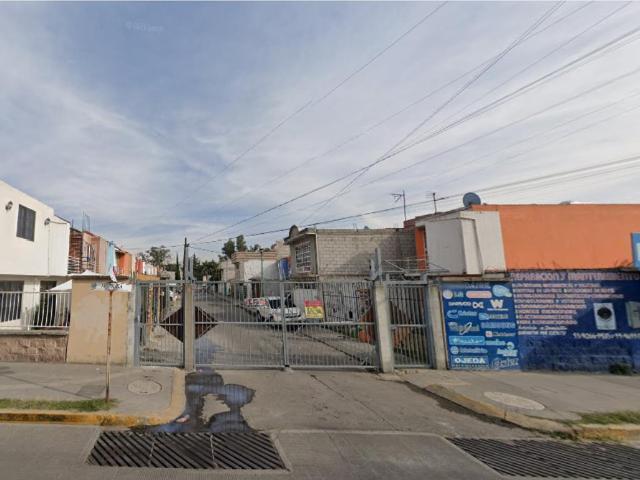 Casa en venta en El Bosque Tultepec, Tultepec, México