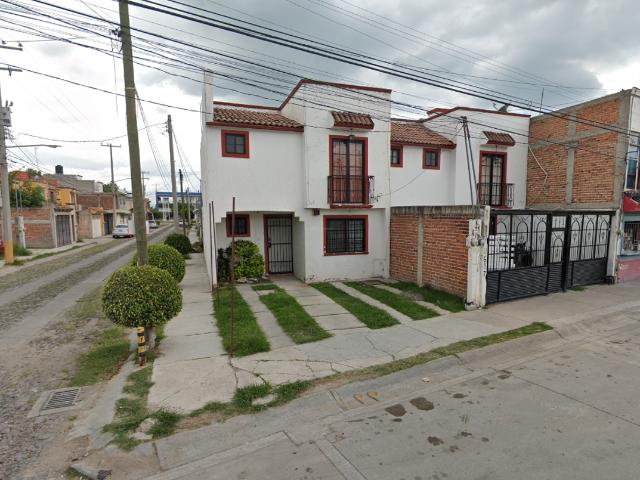 Casa en venta en El Cantar, Celaya, Guanajuato