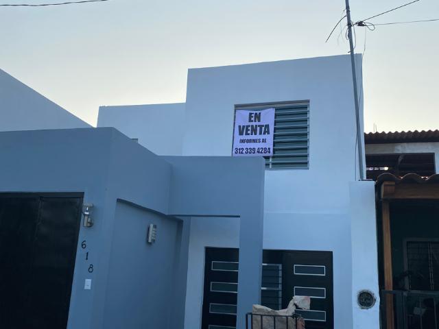 Casa en venta en El Centenario, Villa de Álvarez, Colima