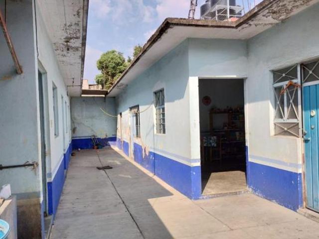 CASA EN VENTA EN EL CENTRO