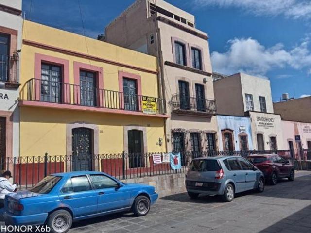 casa en VENTA en el centro de Zacatecas Av. insurgentes con local comercial