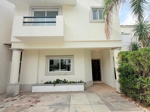 Casa En Venta En Quinta Medeira