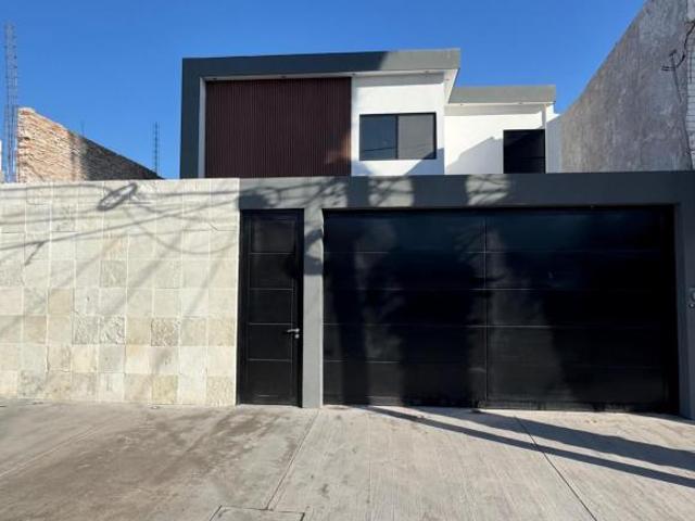 Casa en Venta en el Centro de Gómez Palacio, Durango