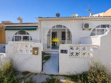 Casa en venta en El Chaparral, Alicante Costa Blanca