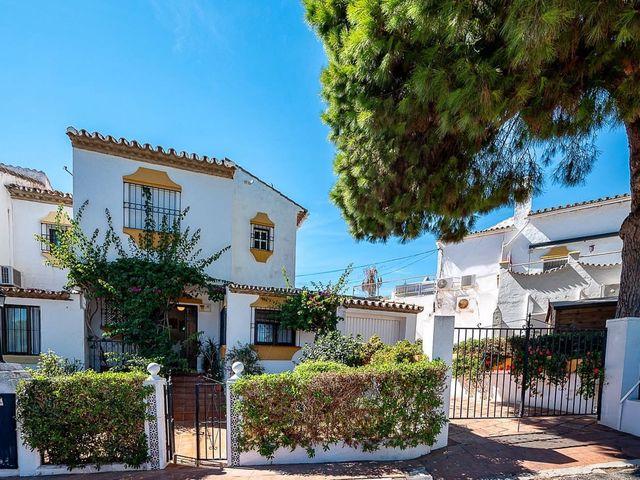 Casa en venta en El Chaparral, Málaga Costa del Sol