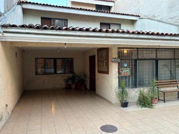CASA EN VENTA EN EL COLLI, IDEAL PARA INVERSION
