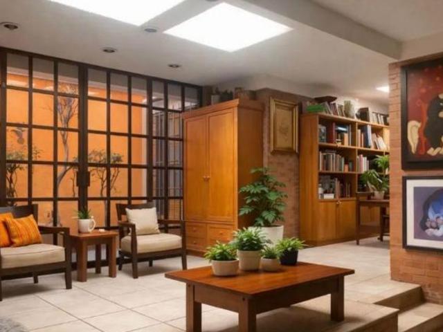 CASA EN VENTA EN EL CORAZON DE COYOACAN!