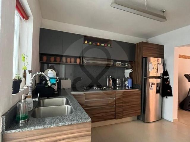 CASA EN VENTA EN EL CORTIJO CON AMPLIA TERRAZA