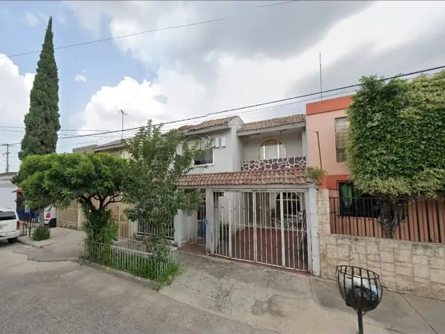 CASA EN VENTA EN EL DEAN. RT