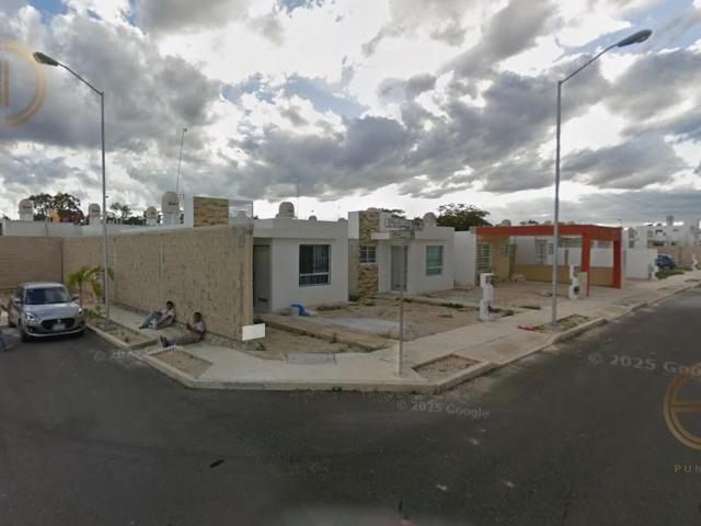 Casa en Venta en el Fracc. Caucel II a 15 min. de la Central de Abastos, M?rida, Yucat?n