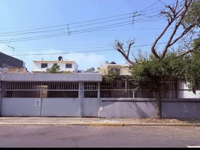 CASA EN VENTA EN EL FRACC VIRGINIA BOCA DEL RIO VERACRUZ, VER