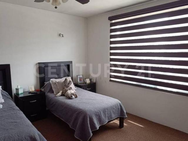 CASA EN VENTA en El Fraccionamiento Álamo Country Club